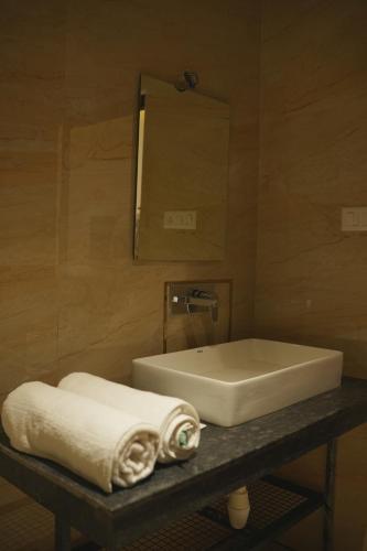 aanya taara resort