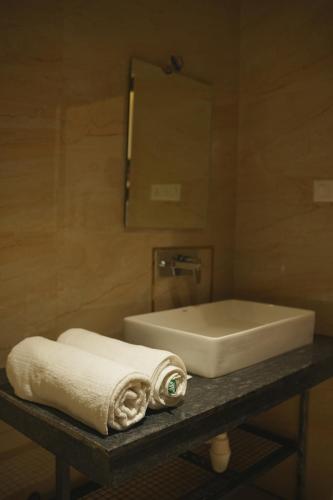 aanya taara resort