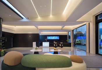forest oxygen bar resort hotel