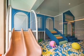 forest oxygen bar resort hotel