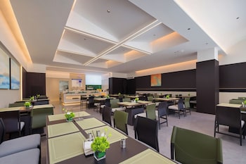 forest oxygen bar resort hotel