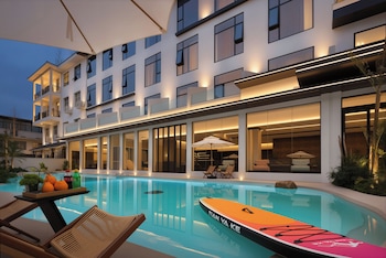 forest oxygen bar resort hotel