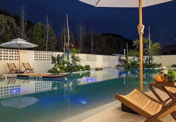 forest oxygen bar resort hotel