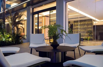forest oxygen bar resort hotel