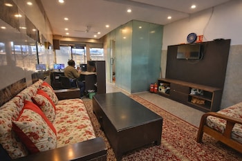 mauryan elite hotel vasant kunj
