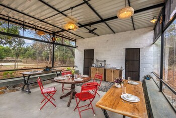 alaya stays khade farms 4bhk petfriendly