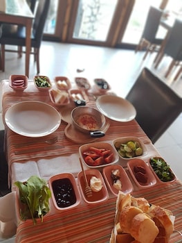 ayisigi hotel