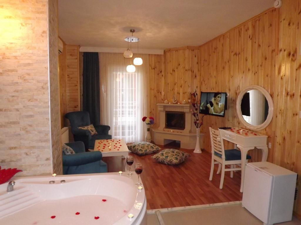 ayisigi hotel