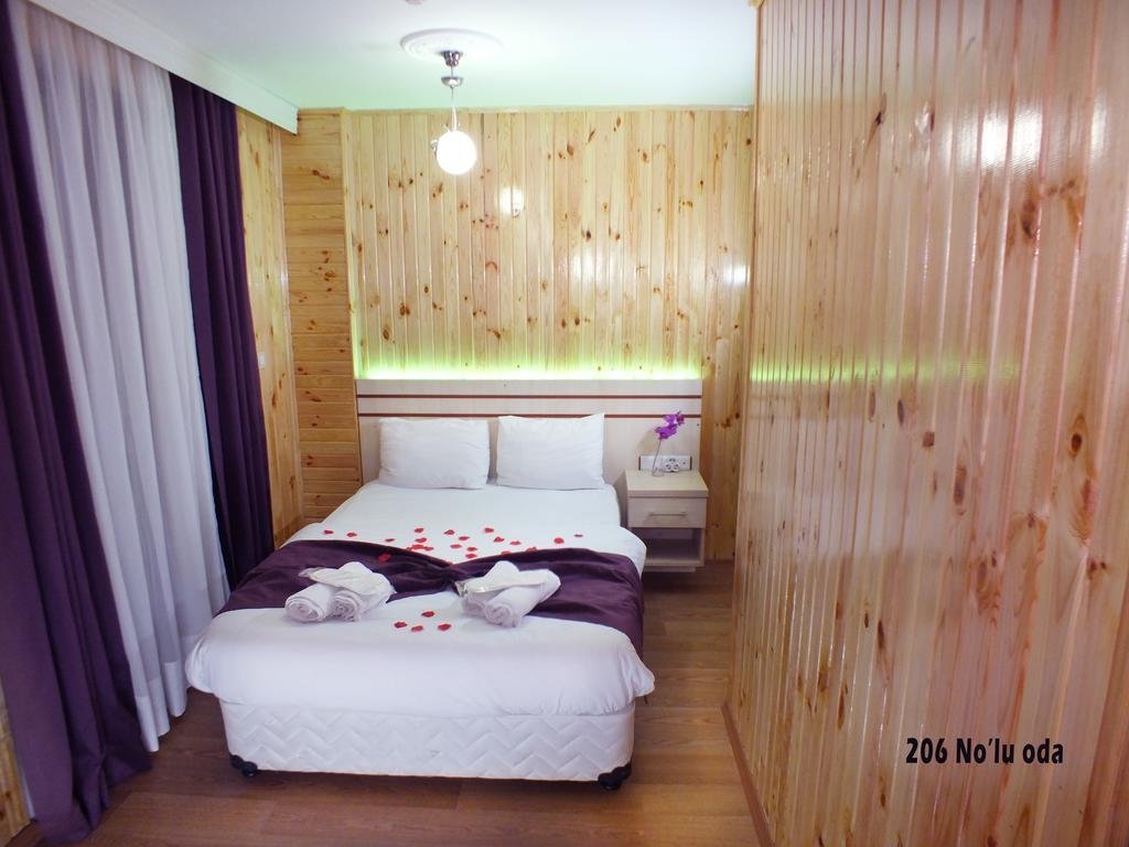 ayisigi hotel