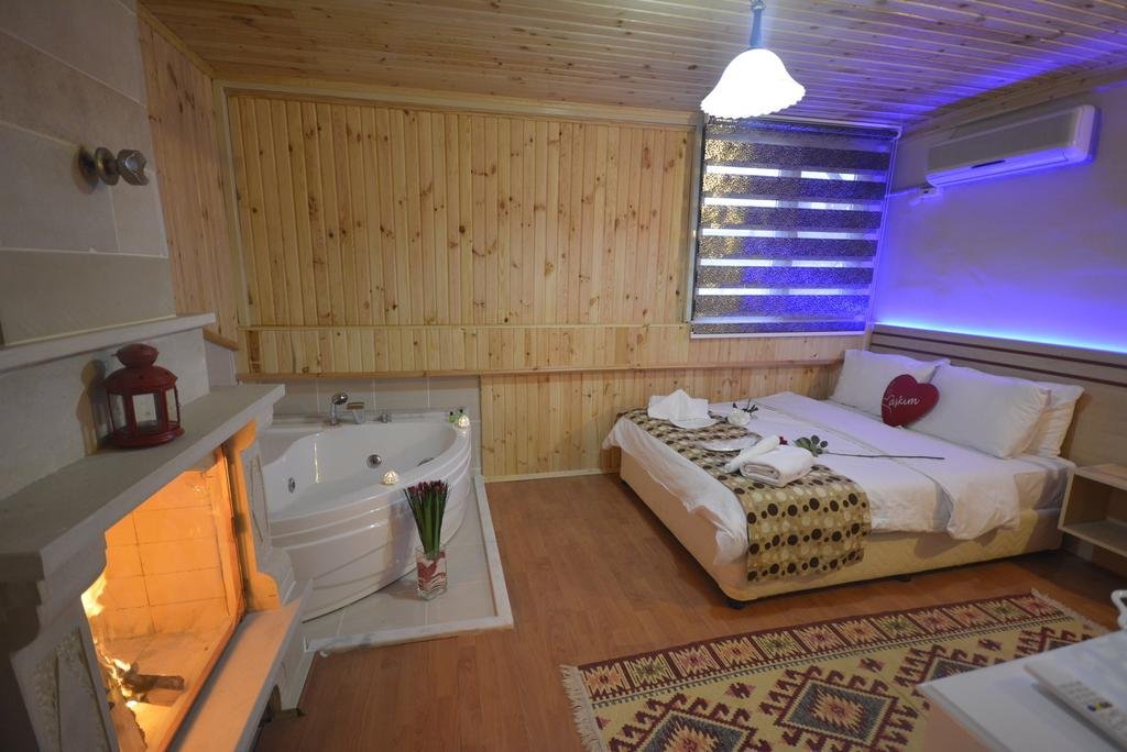 ayisigi hotel