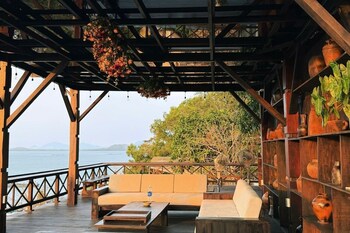 bui retreat
