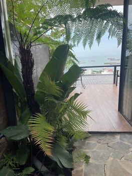 bui retreat