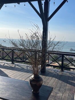 bui retreat