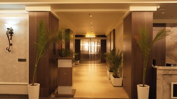 Royal Palm Hotel And Resort,,3 star