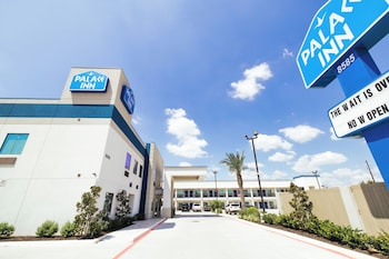 palace inn blue laura koppe rd