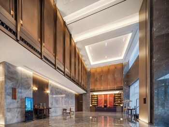 maison new century