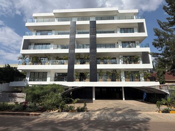 omica 1 residence
