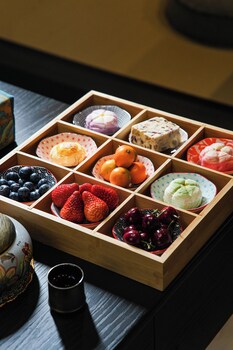 Bieliyuan Private Hot Spring Villa Hotel,,3 star