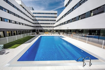 Living Experience Granada,,3 star