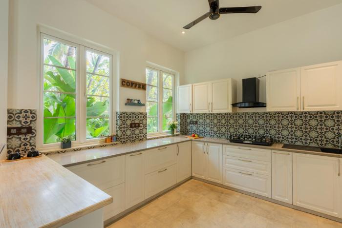 elivaas yashgeet 4 bhk villa with pool