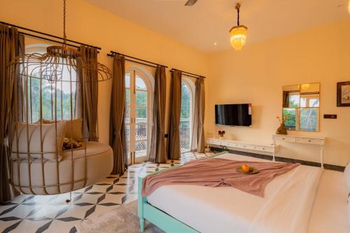 elivaas yashgeet 4 bhk villa with pool