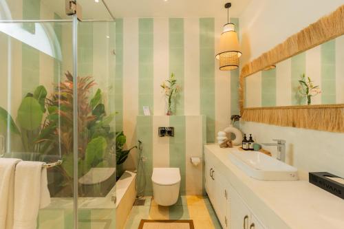 elivaas yashgeet 4 bhk villa with pool