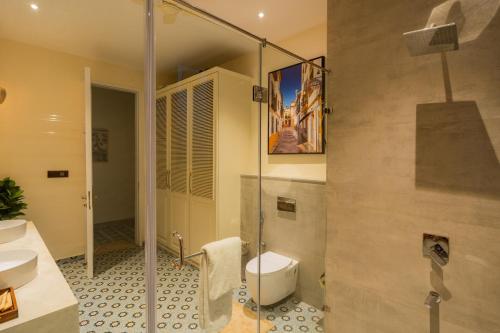 elivaas yashgeet 4 bhk villa with pool