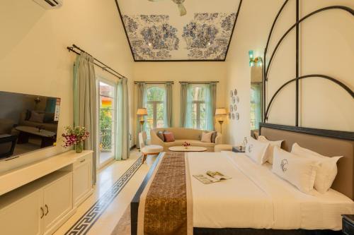 elivaas yashgeet 4 bhk villa with pool