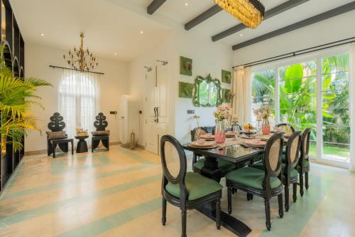 elivaas yashgeet 4 bhk villa with pool