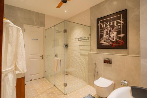 elivaas yashgeet 4 bhk villa with pool