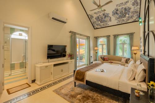 elivaas yashgeet 4 bhk villa with pool
