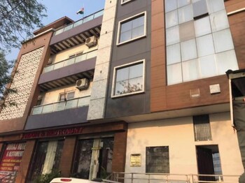 Hotel Suraj,,2 star