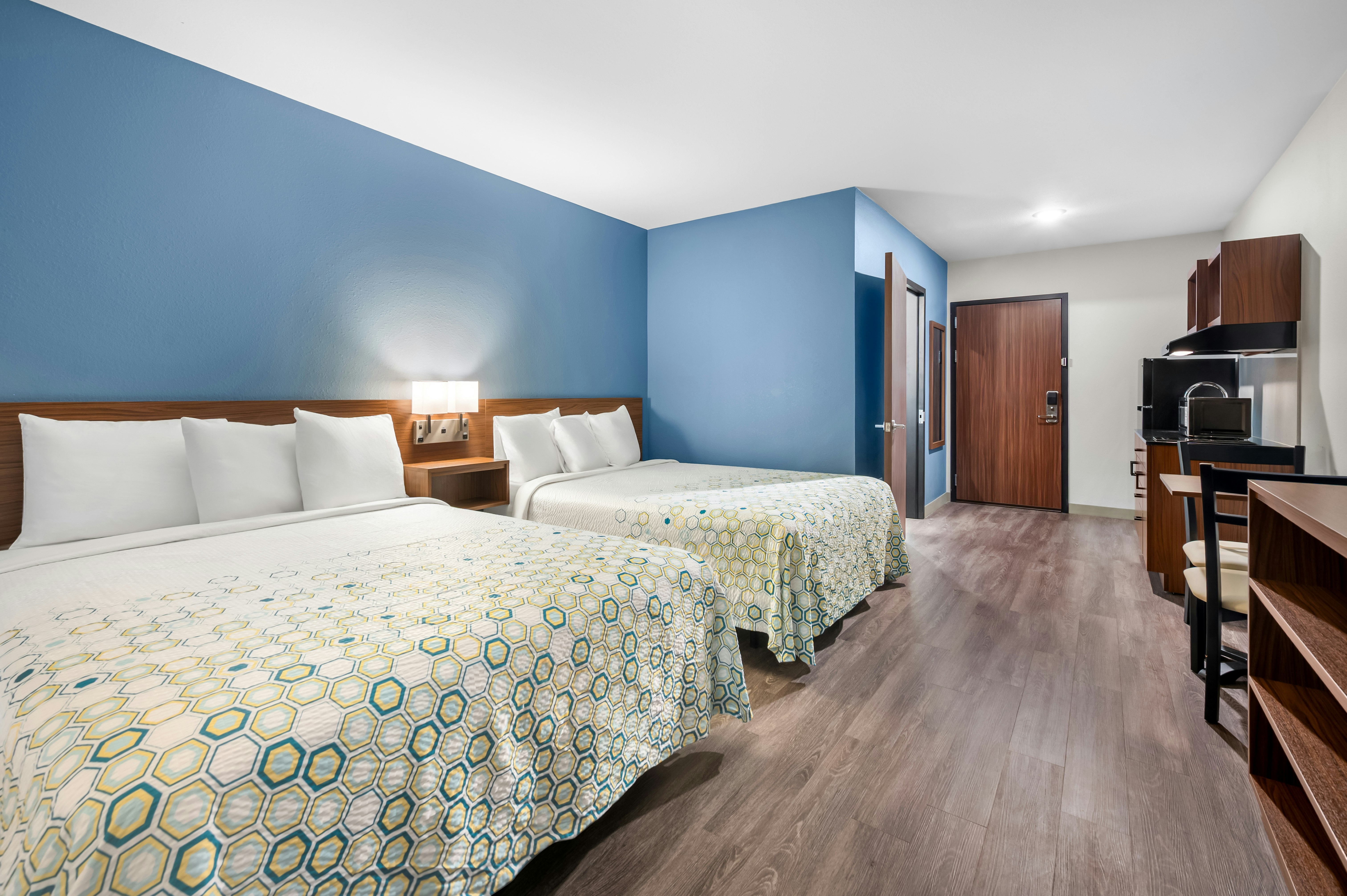 hometowne studios by red roof fort myers
