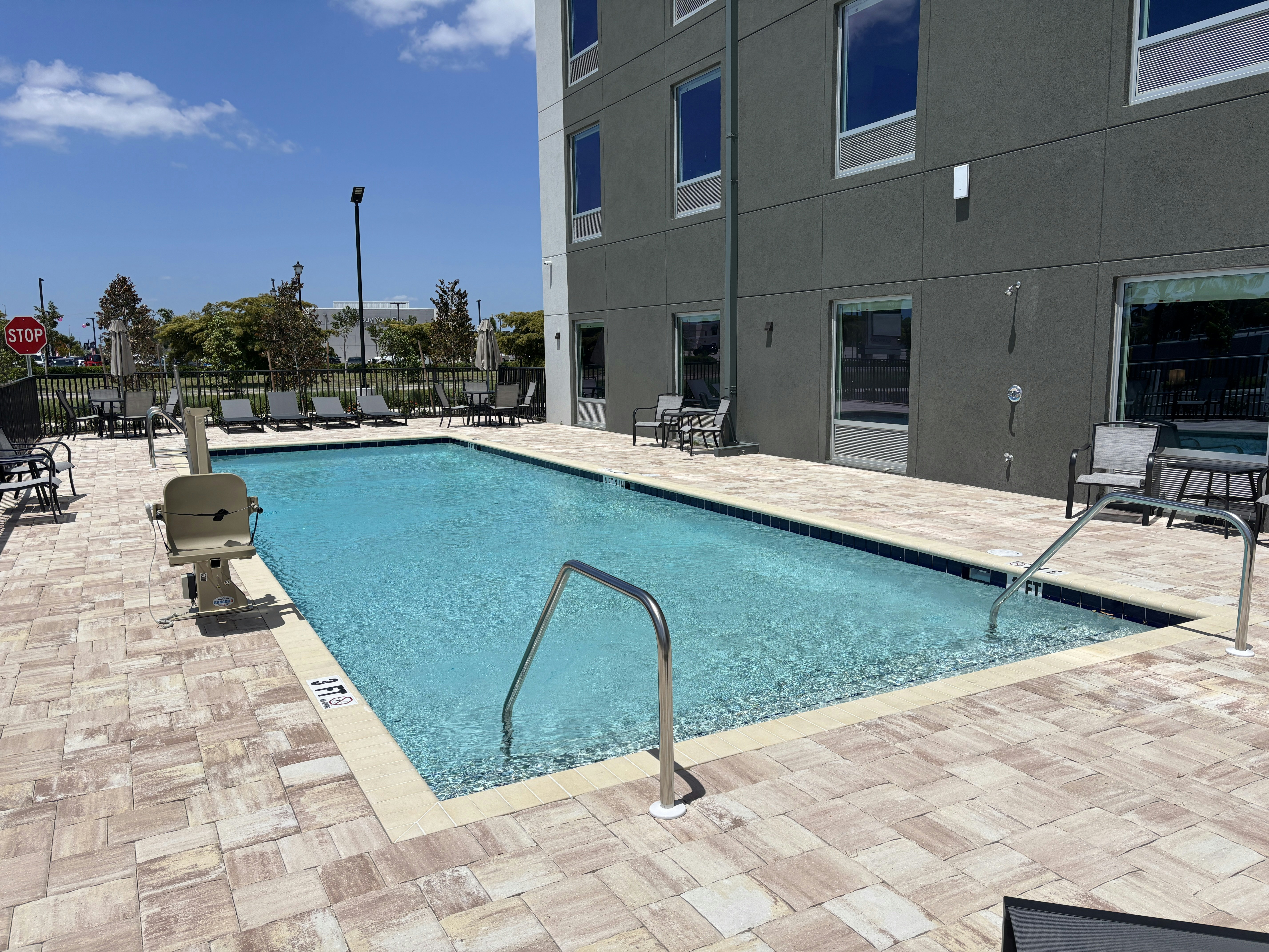hometowne studios by red roof fort myers