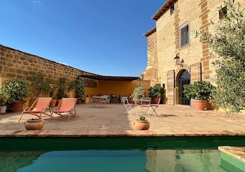 Castillo De Corvinos,,3 star