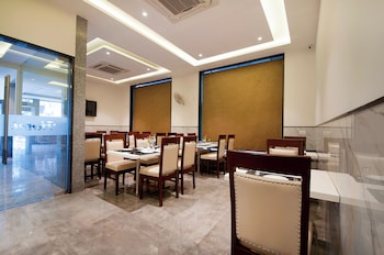 z premium suites near igi delhi airport