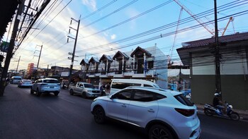 sup hometel phuket