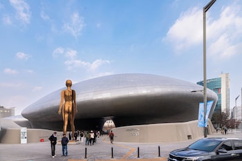 laha boutique ddp dongdaemun