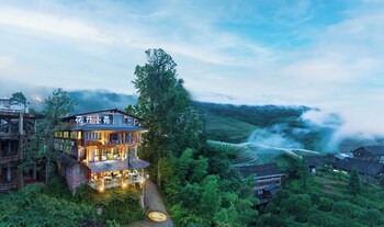 longji aplo leisure bandb