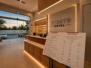 seven days hotel