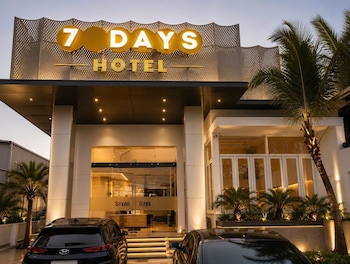 Seven Days Hotel,,3 star