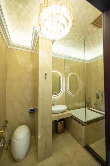 regis by ritz imago mall loft b