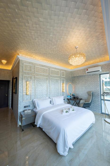 regis by ritz imago mall loft b
