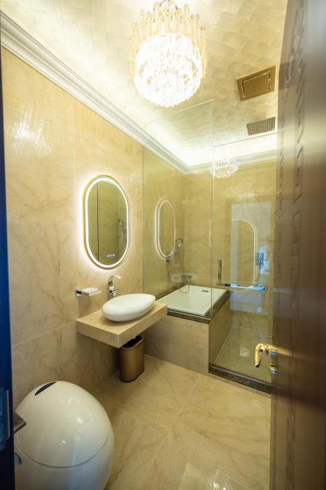 regis by ritz imago mall loft b