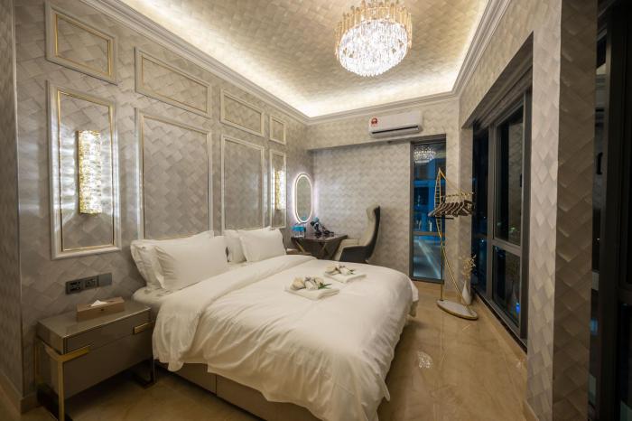 regis by ritz imago mall loft b