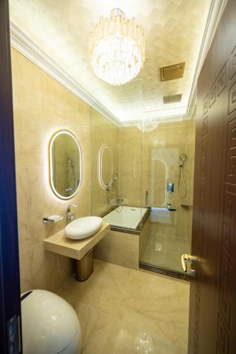 regis by ritz imago mall loft b