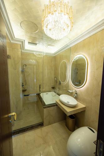 regis by ritz imago mall loft b