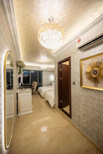 regis by ritz imago mall loft b