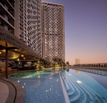 Pinnacle Moments Residence,,3 star