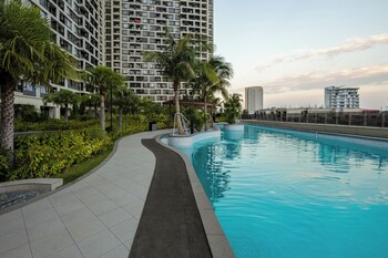 Pinnacle Moments Residence,,3 star